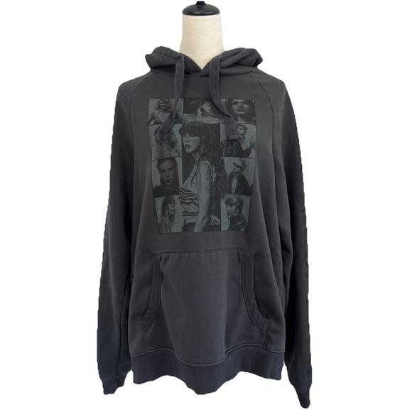 Taylor Swift The Eras Tour Hoodie Sweatshirt Womens Medium Gray Oversized Unisex - Picture 1 of 11